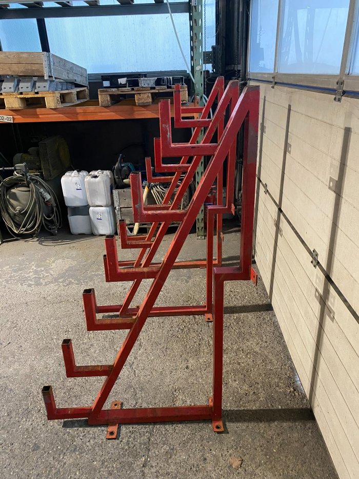 Használt karos állvány, szálanyagtároló